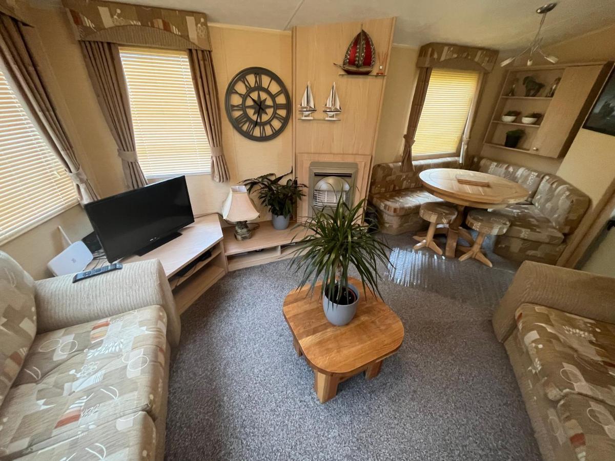 Fulmar 43 ~ Parkdean Holiday Resort 그레이트야머스 외부 사진