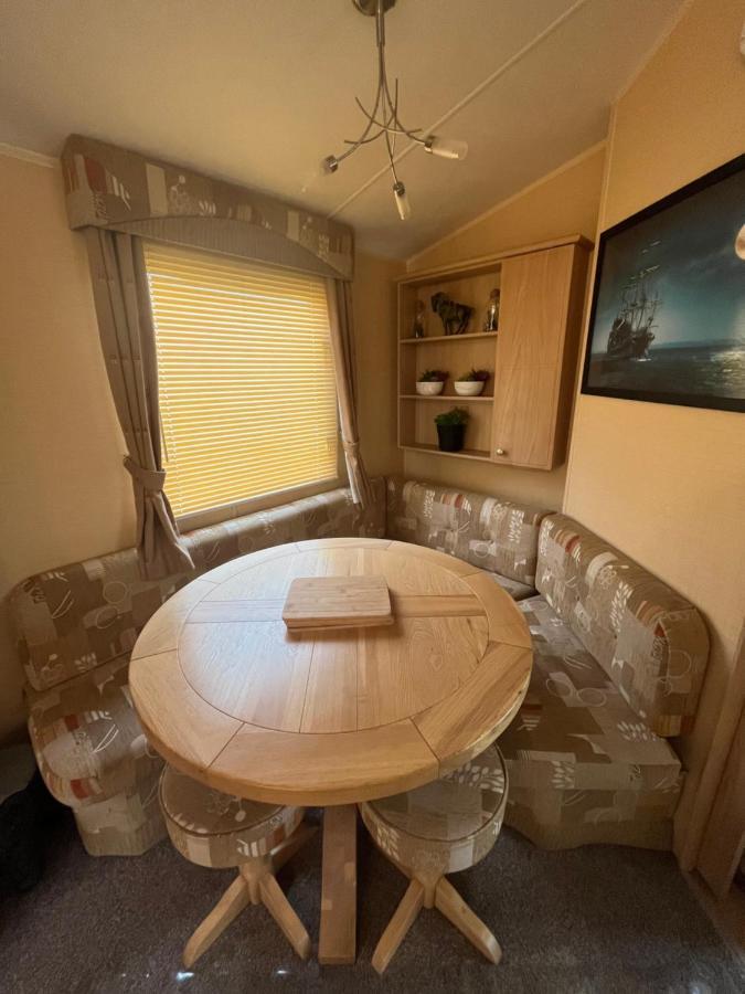 Fulmar 43 ~ Parkdean Holiday Resort 그레이트야머스 외부 사진